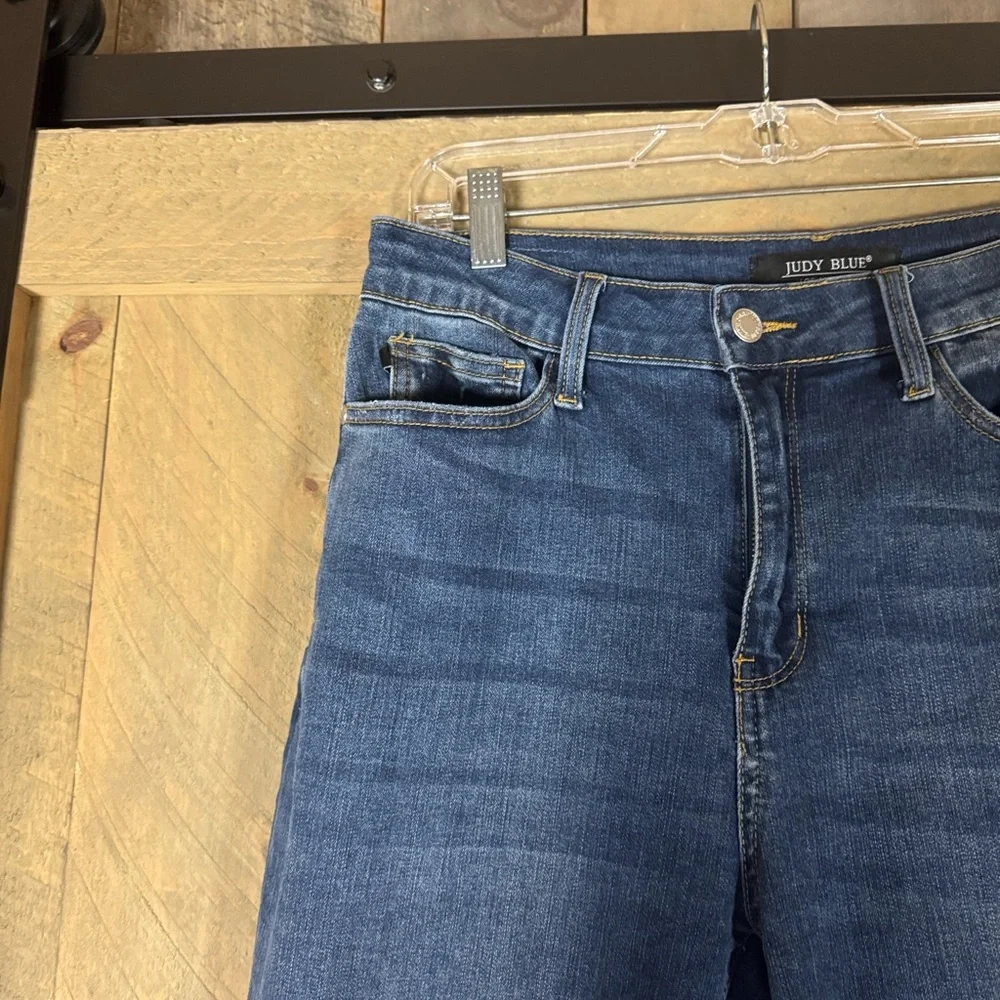 Judy Blue high rise Cool Denim boyfriend denim jeans Size 9 / 29 - Picture 5 of 15